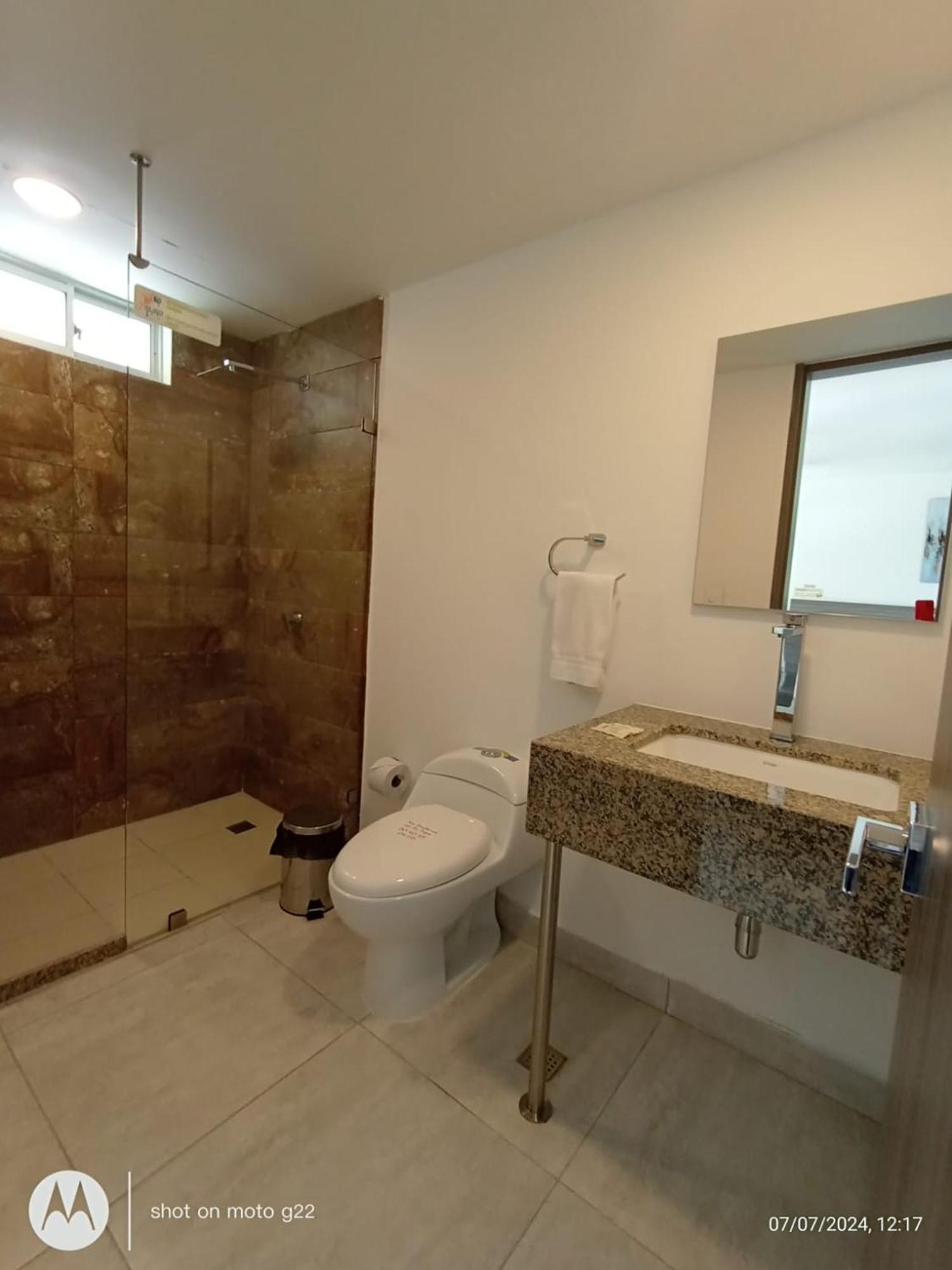 Hotel Palo Grande Cf Pereira Combia Baja Exteriör bild